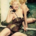 Marylin Munroe on the phone again